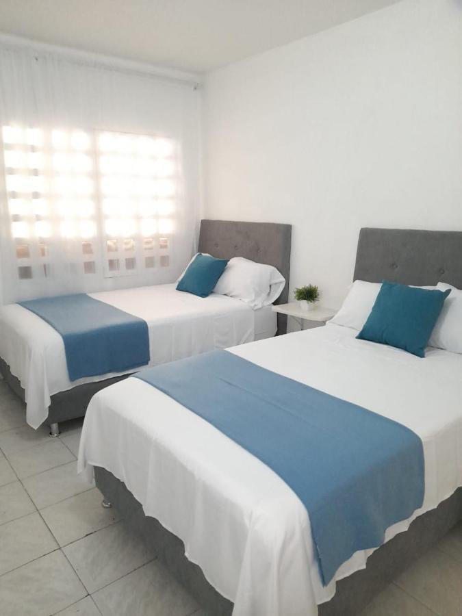 Tita'S Airport Hotel Cartagena Exterior foto
