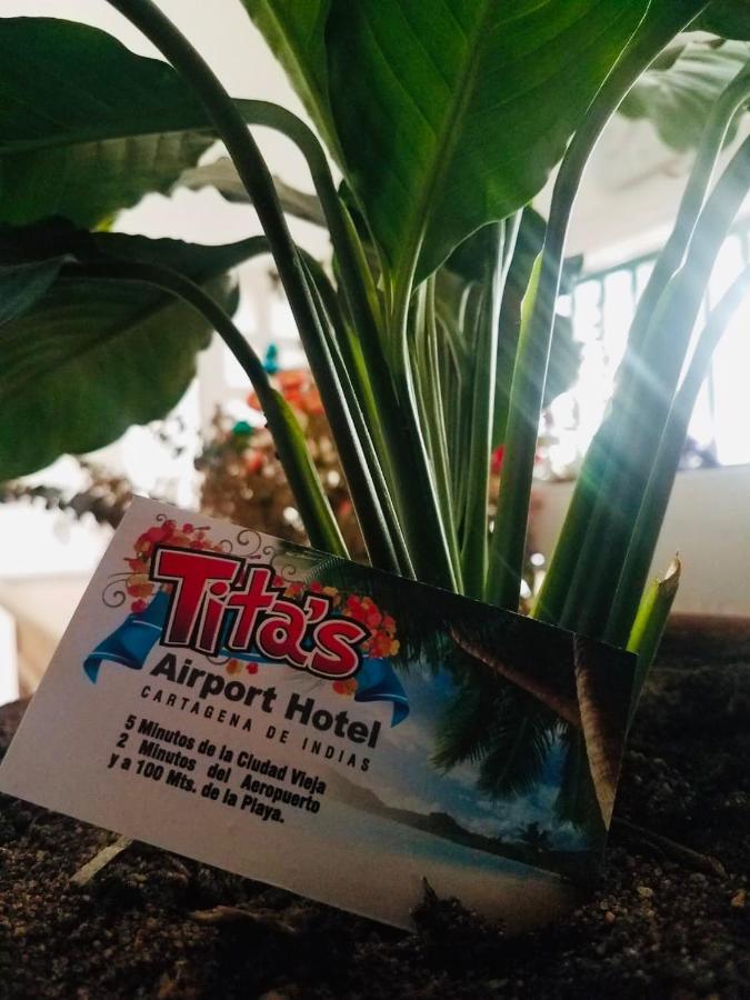 Tita'S Airport Hotel Cartagena Exterior foto